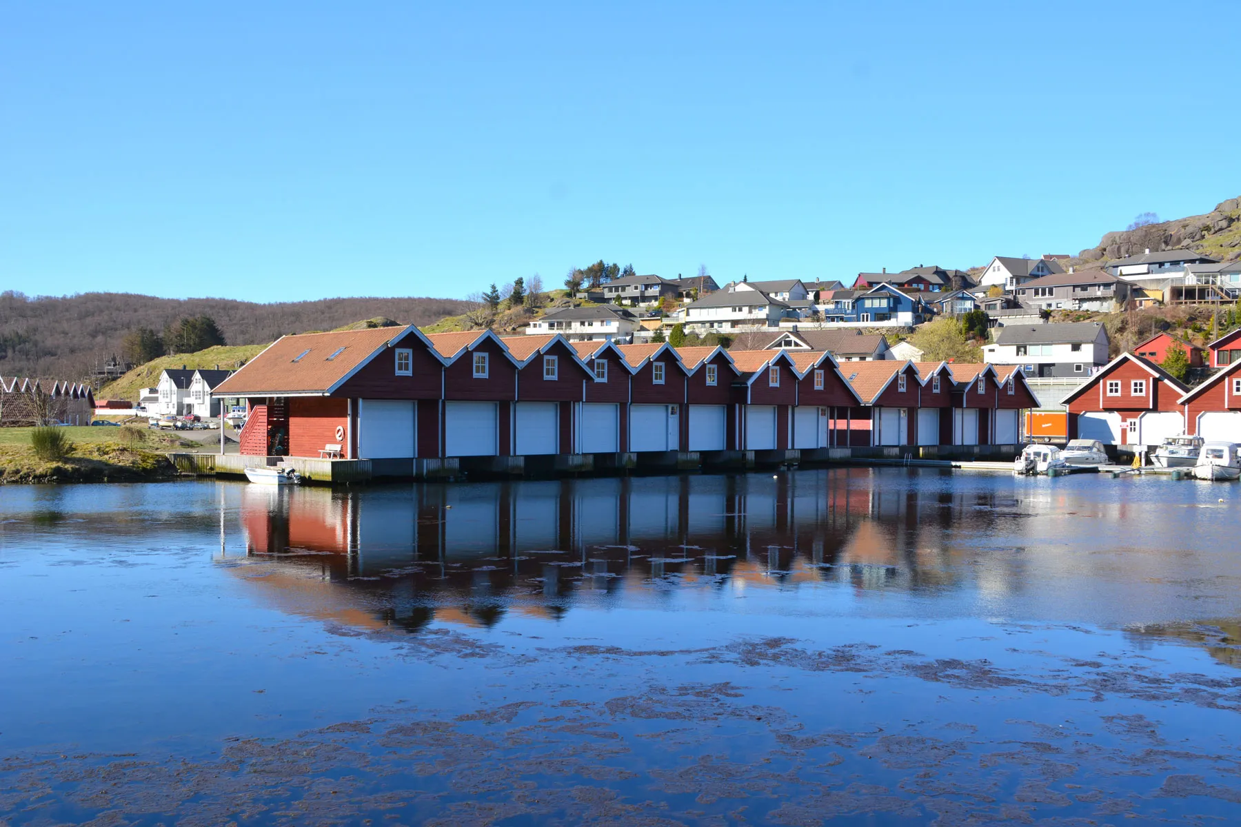 Båthus i Lygre Småbåthavn